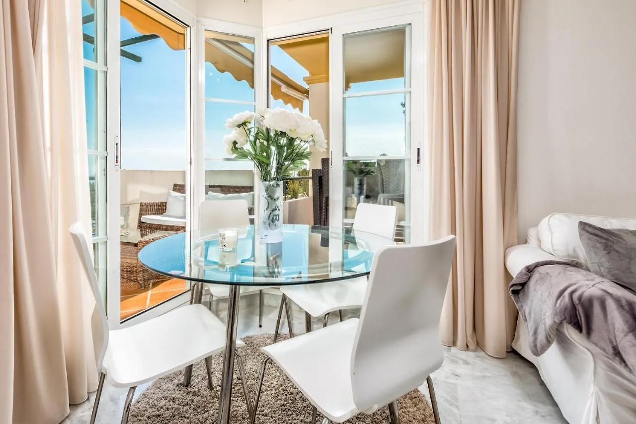 Holiday Apartment In Senorio De Aloha With Sea Views Marbella Spanien